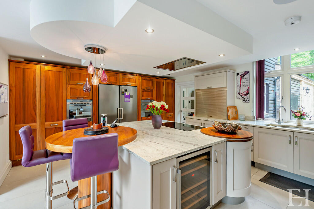 Additional image 9 of Lexden Road, Colchester