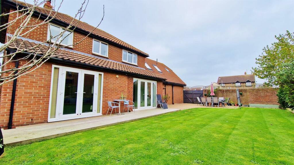 Additional image 35 of Frietuna Road, Frinton-on-Sea