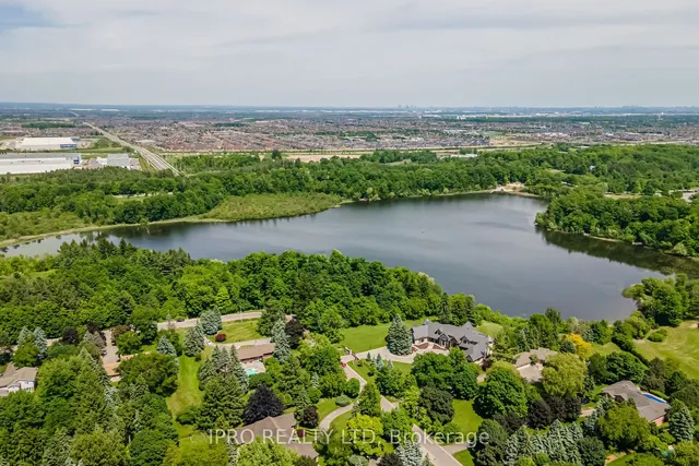 Additional image 40 of 3 Forestgrove Circ