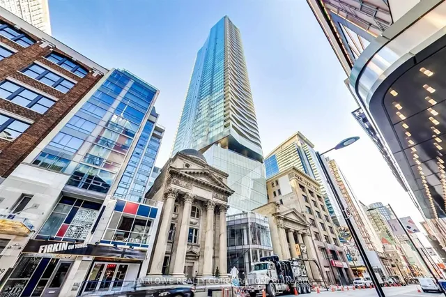 Additional image 17 of 197 Yonge St Unit 1514