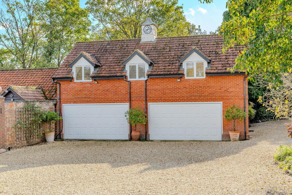 Additional image 43 of Hyde Lane, Danbury, Chelmsford, CM3 4LP
