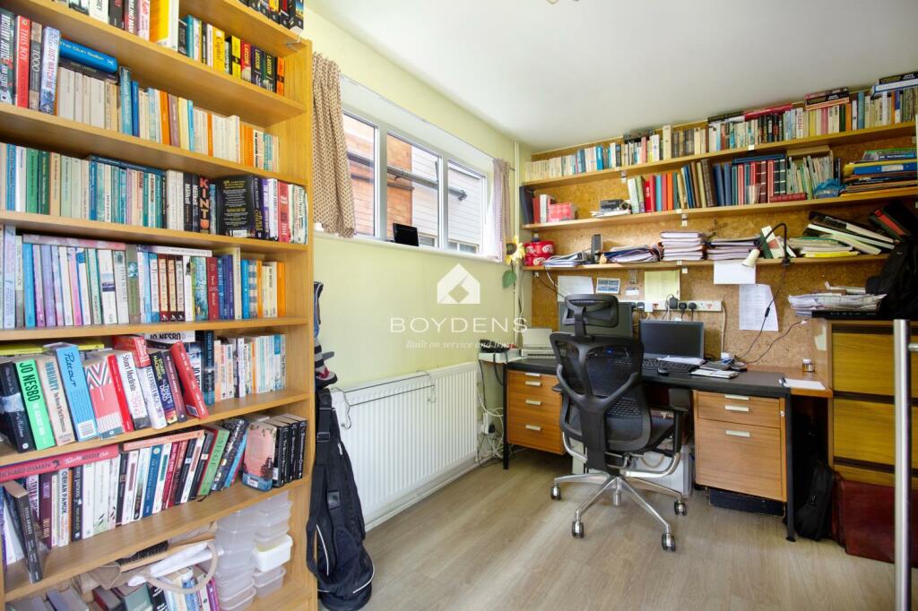 Additional image 16 of Oaks Drive, Colchester