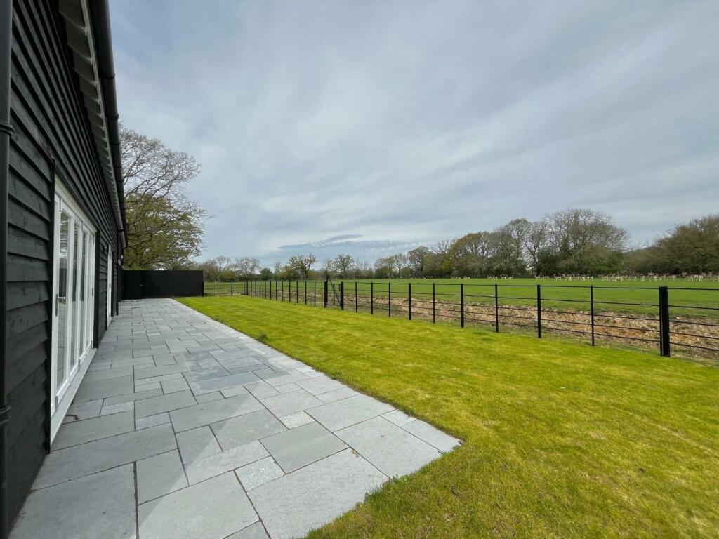 Additional image 24 of Brizes Park, Kelvedon Hatch