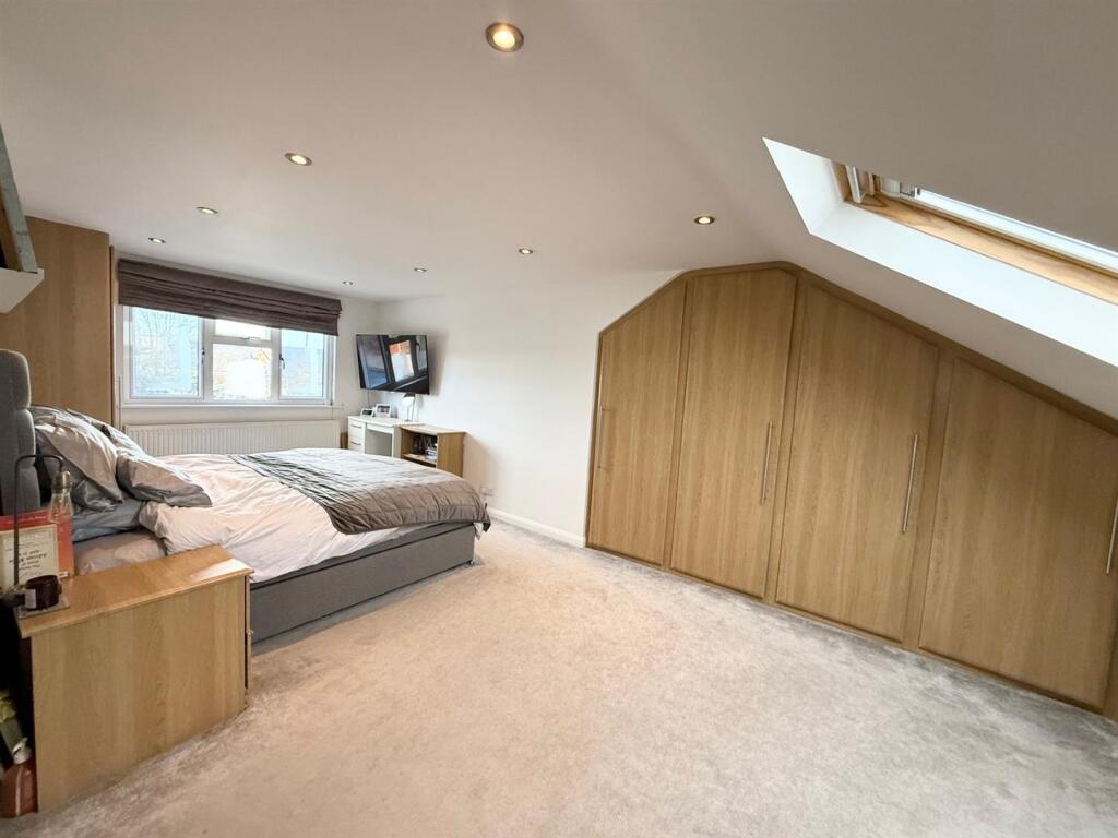 Additional image 10 of Oakland Gardens, Hutton, Brentwood