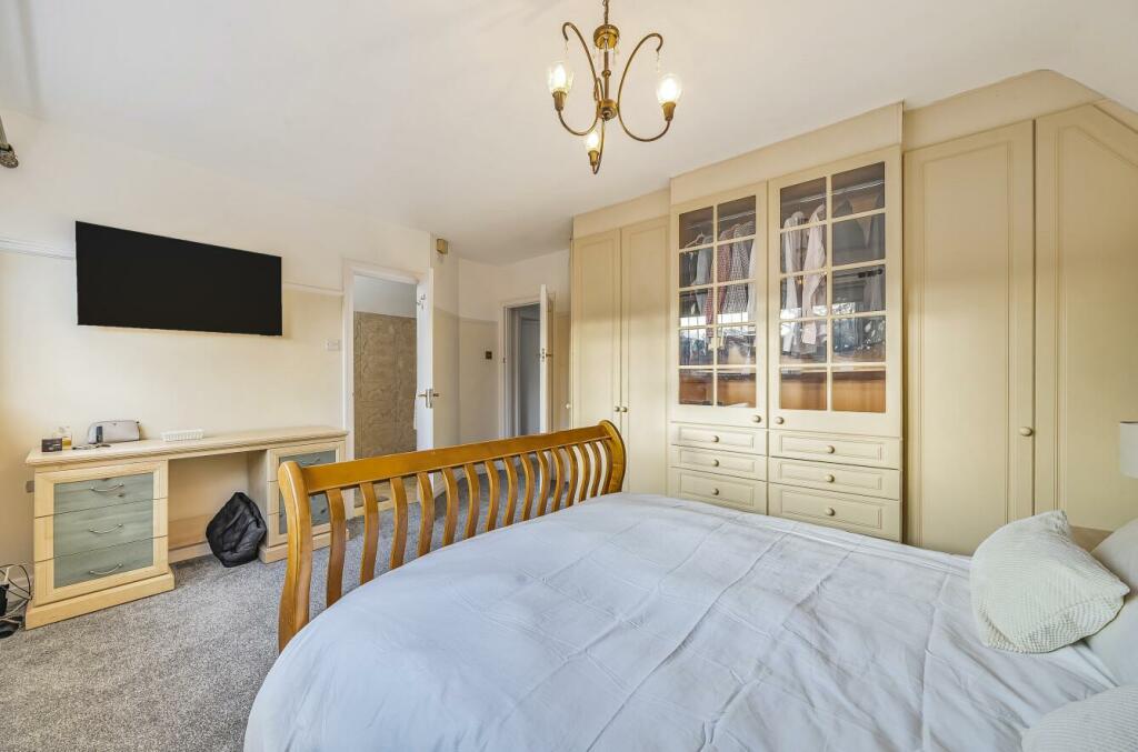 Additional image 14 of Stagbury Close, Chipstead