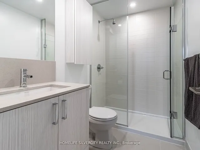 Additional image 28 of 117 Ford St Unit 107