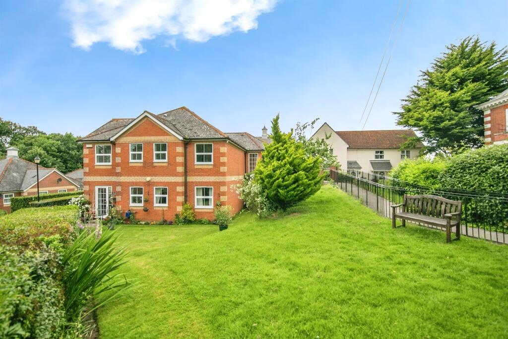 Additional image 12 of Michaelstowe Drive, Harwich