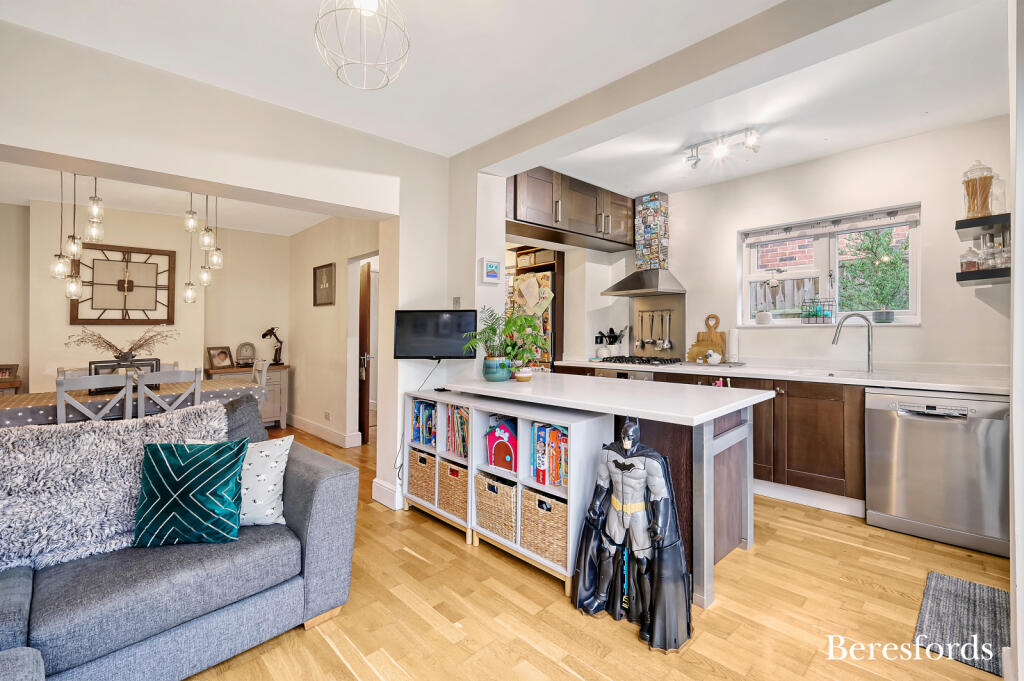 Additional image 4 of Cedar Road, Hutton, CM13