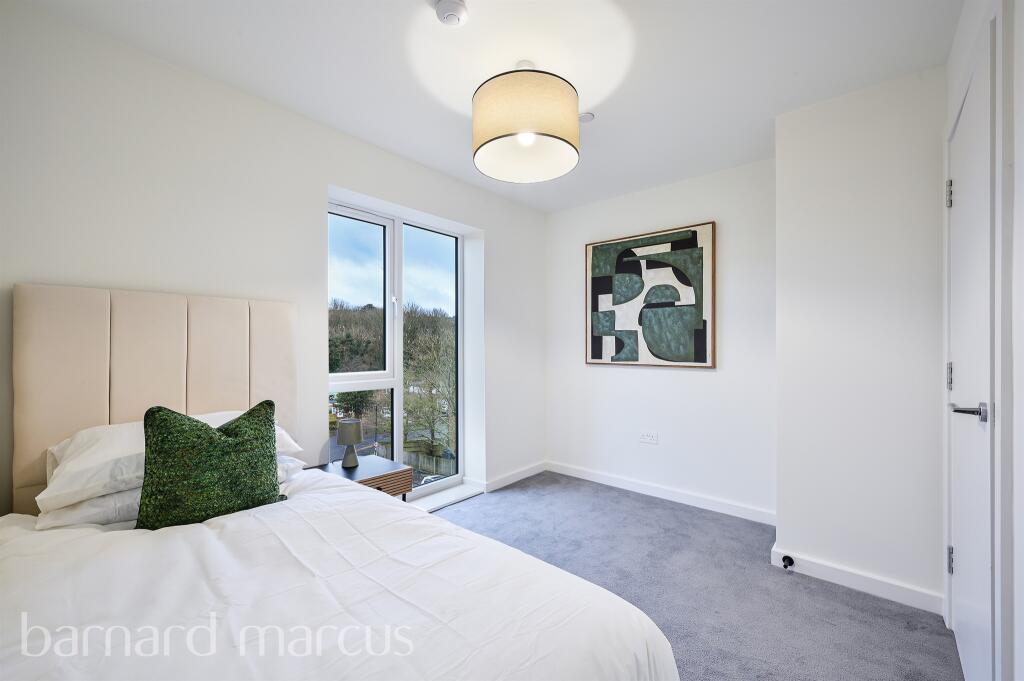 Additional image 5 of Hyde Road, South Croydon