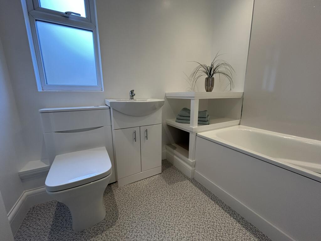 Additional image 9 of 133, Wellesley Road, Clacton on Sea, Essex CO15 3PT