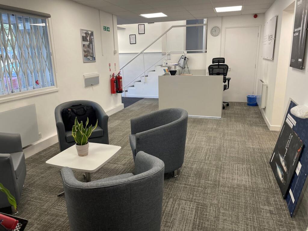 Additional image 6 of 1st Floor, 29 Ullswater Crescent, Coulsdon, CR5 2HR