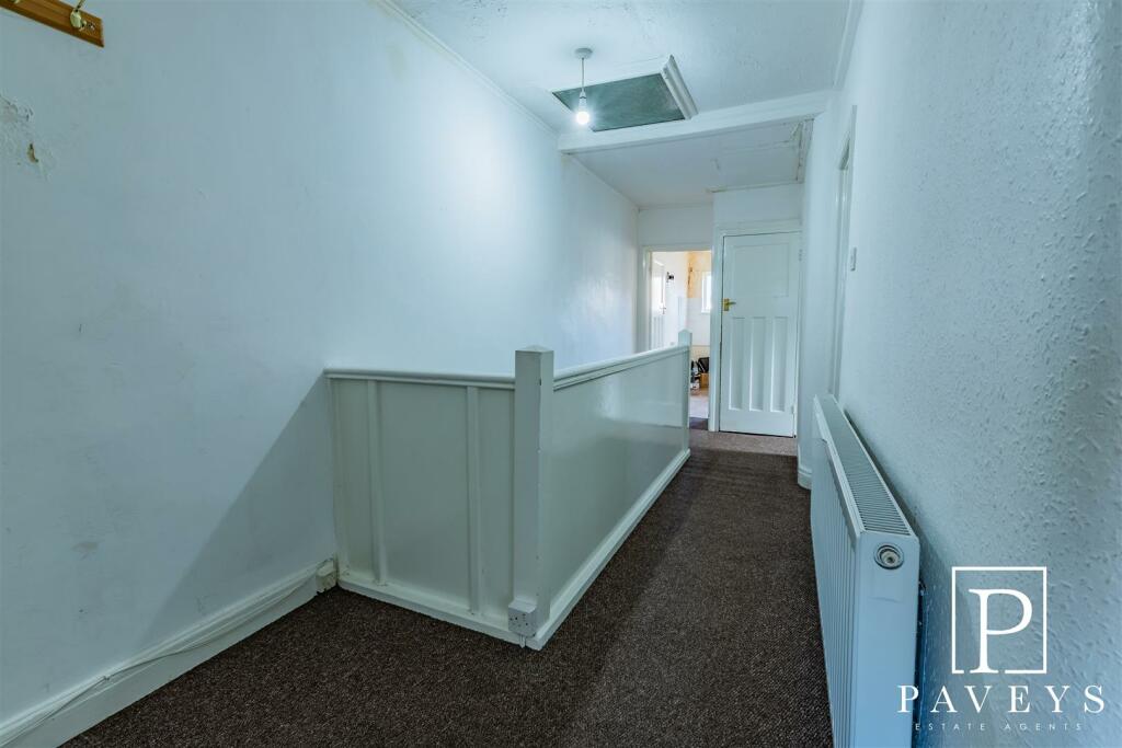 Additional image 19 of Connaught Avenue, Frinton-On-Sea