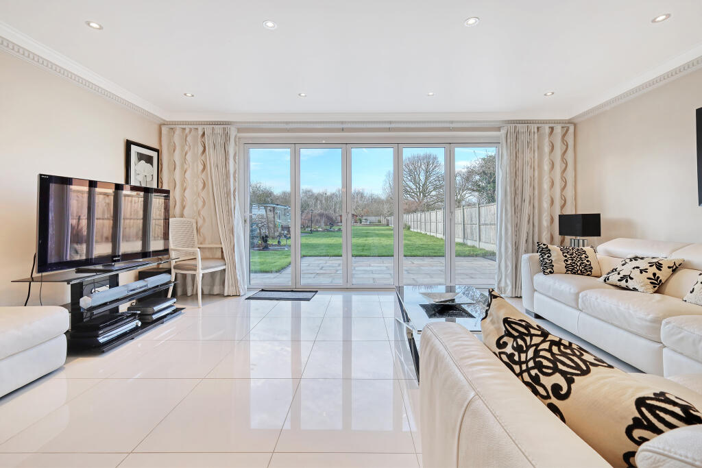 Additional image 9 of Church Road, Ramsden Bellhouse, Billericay