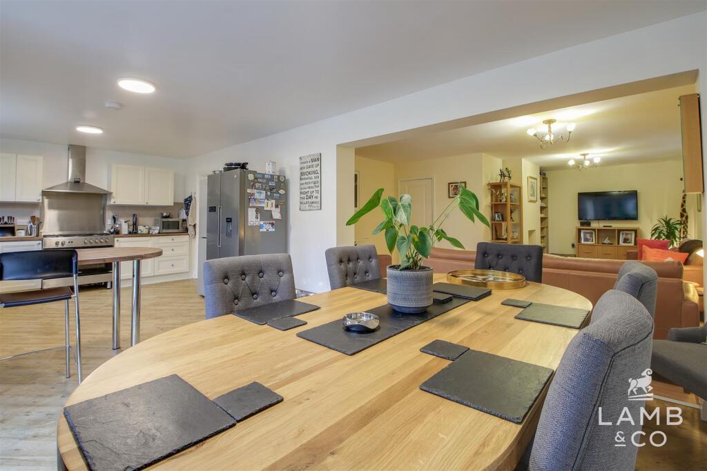 Additional image 7 of Lancaster Gardens West, Clacton-On-Sea