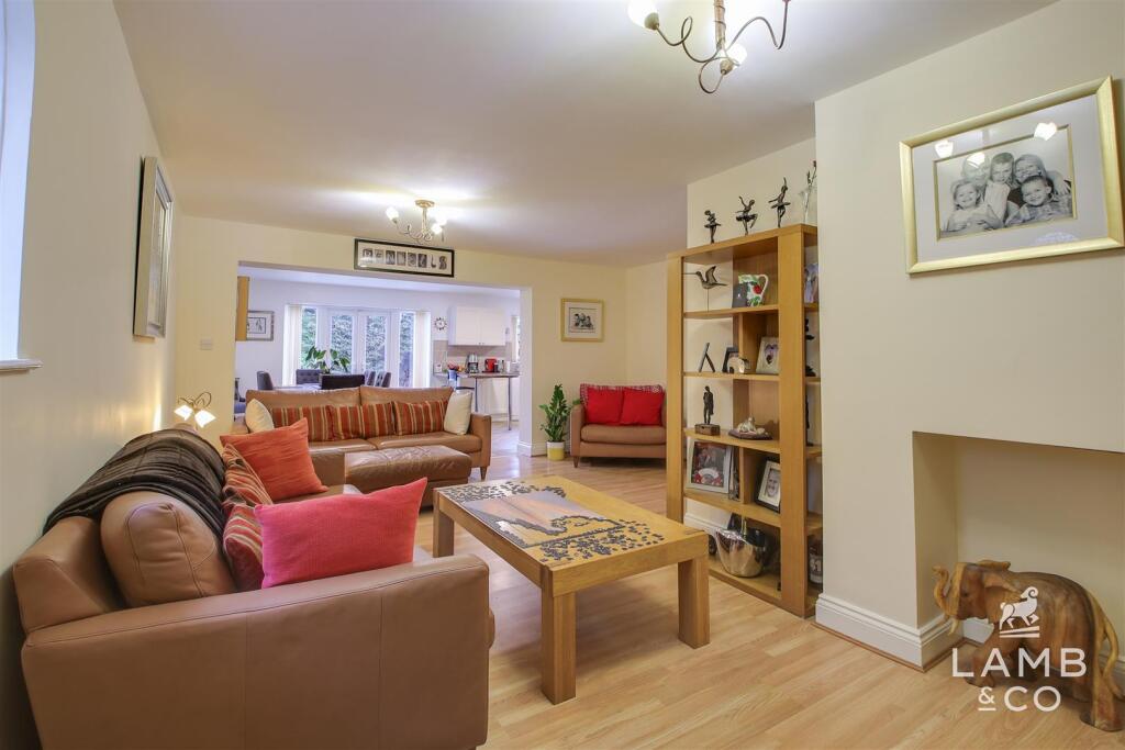 Additional image 3 of Lancaster Gardens West, Clacton-On-Sea