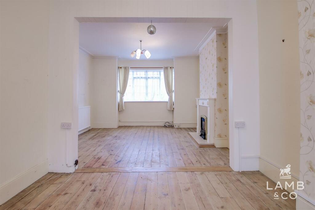 Additional image 2 of New Pier Street, Walton On The Naze