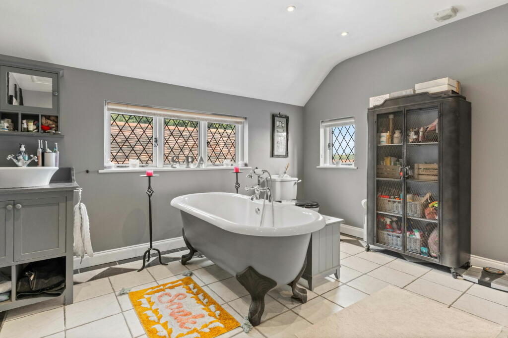 Additional image 30 of Brook End Road South, Chelmsford