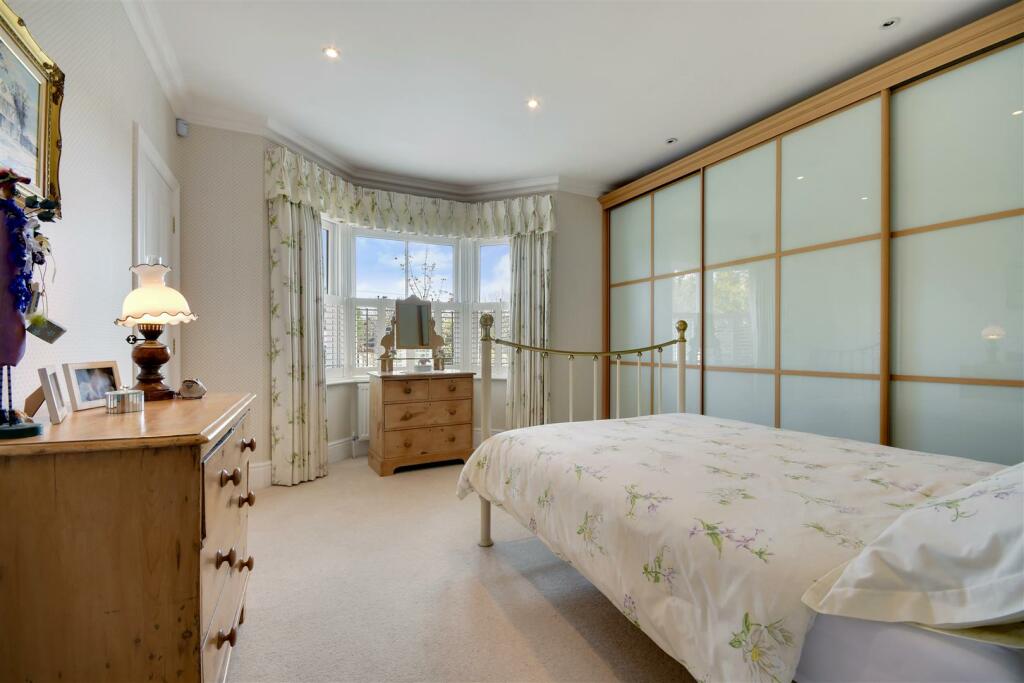 Additional image 25 of Priests Lane, Shenfield, Brentwood