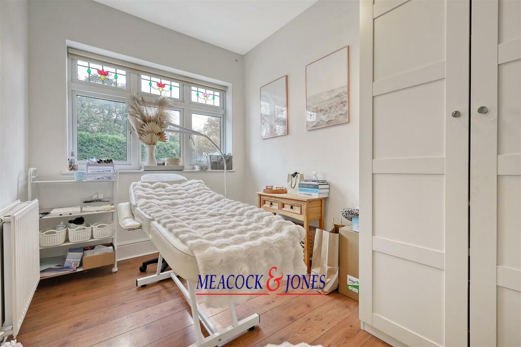 Additional image 15 of Chelmsford Road, Shenfield, Brentwood