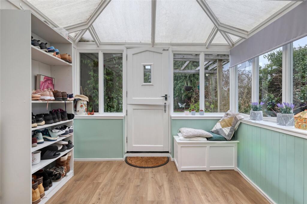 Additional image 8 of The Meadow Way, Billericay, Essex, CM11