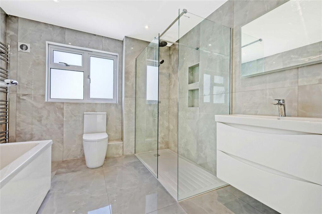 Additional image 19 of Stock Lane, Ingatestone, CM4