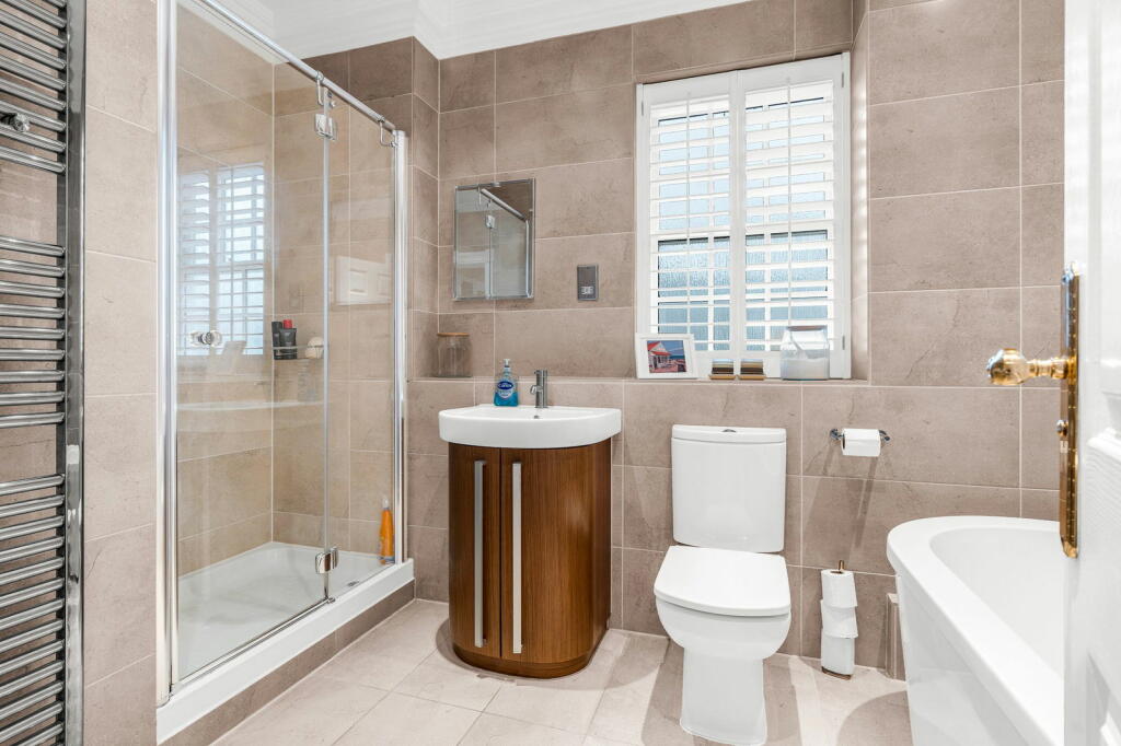 Additional image 30 of Thorndon Approach, Herongate, Brentwood, CM13 3PA