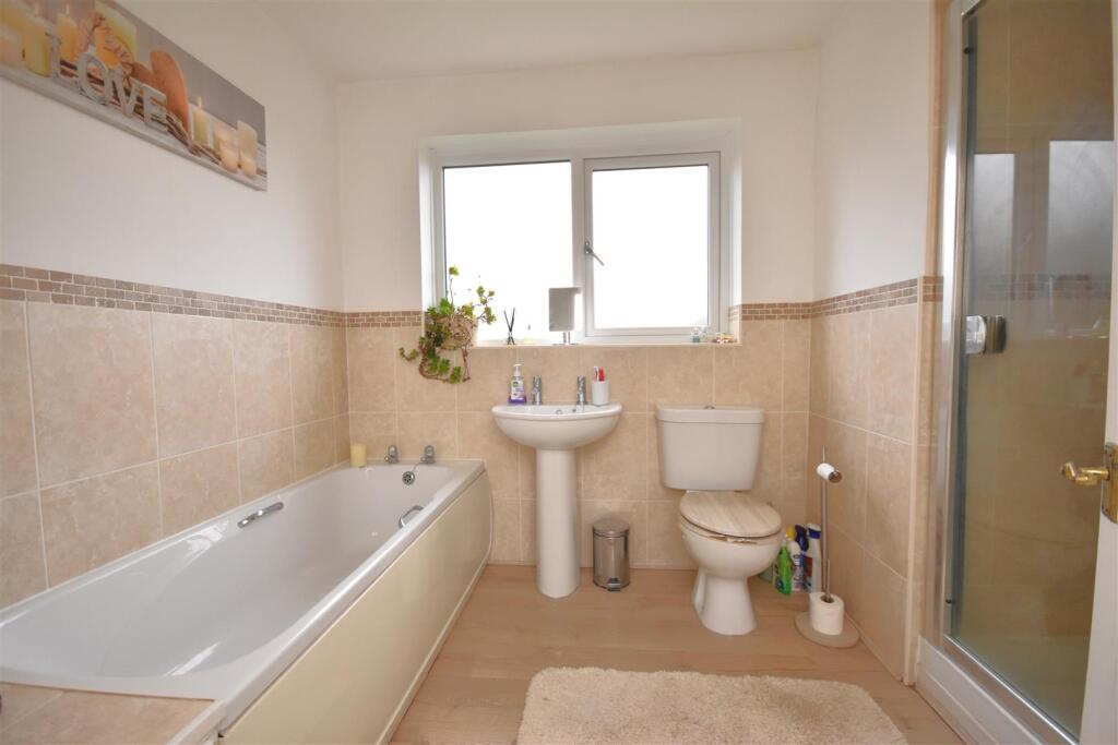 Additional image 15 of Ashtree Farm Court, Willaston, Neston