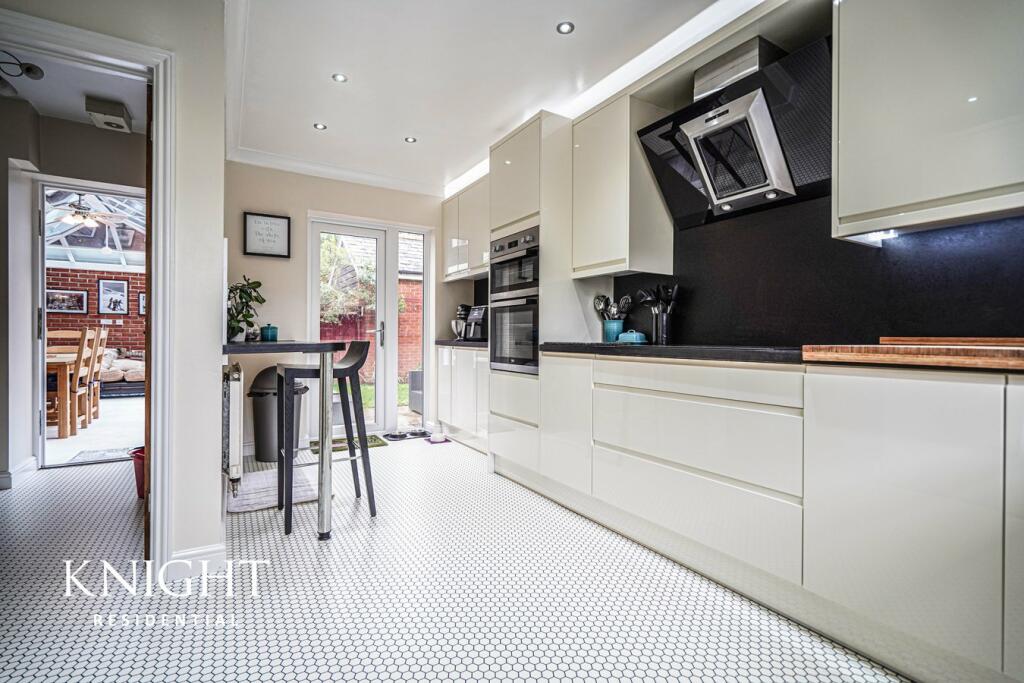 Additional image 3 of Walnut Drive, Mile End, Colchester, CO4