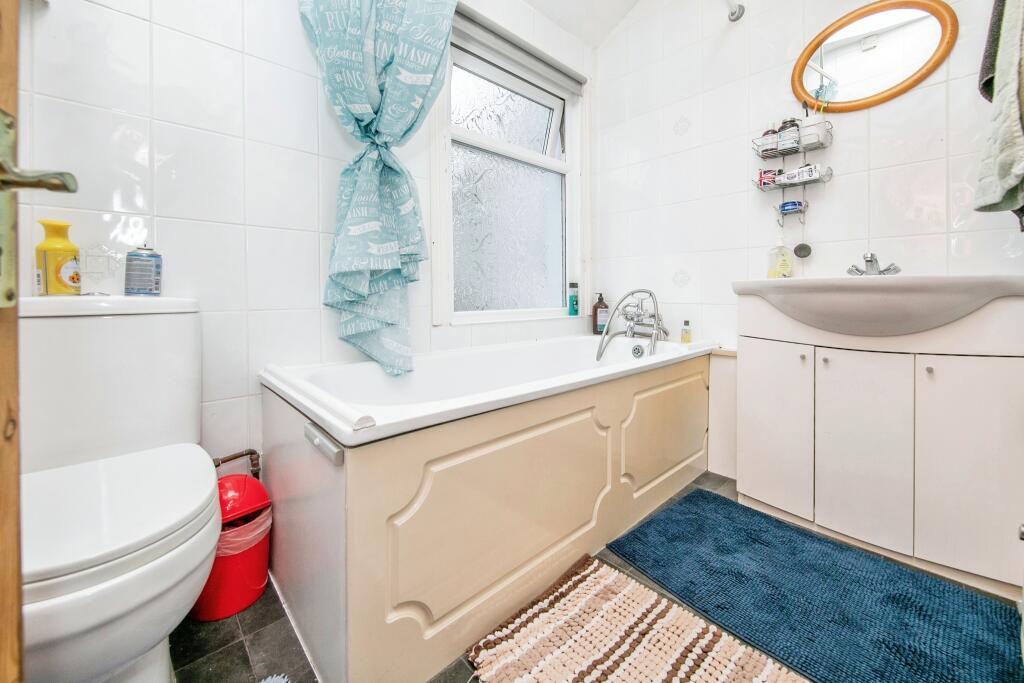 Additional image 8 of Beach Road, CLACTON-ON-SEA, Essex, CO15