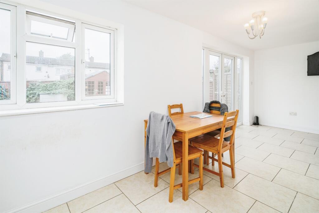 Additional image 6 of Hookfield, Harlow