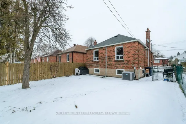 Additional image 36 of 984 Victoria Park Ave