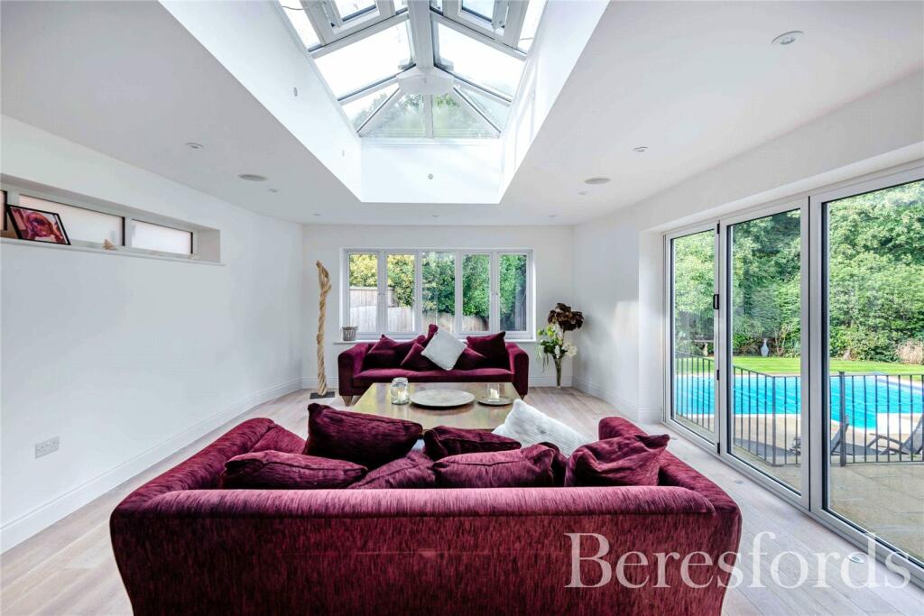 Additional image 11 of Glanthams Close, Shenfield, CM15