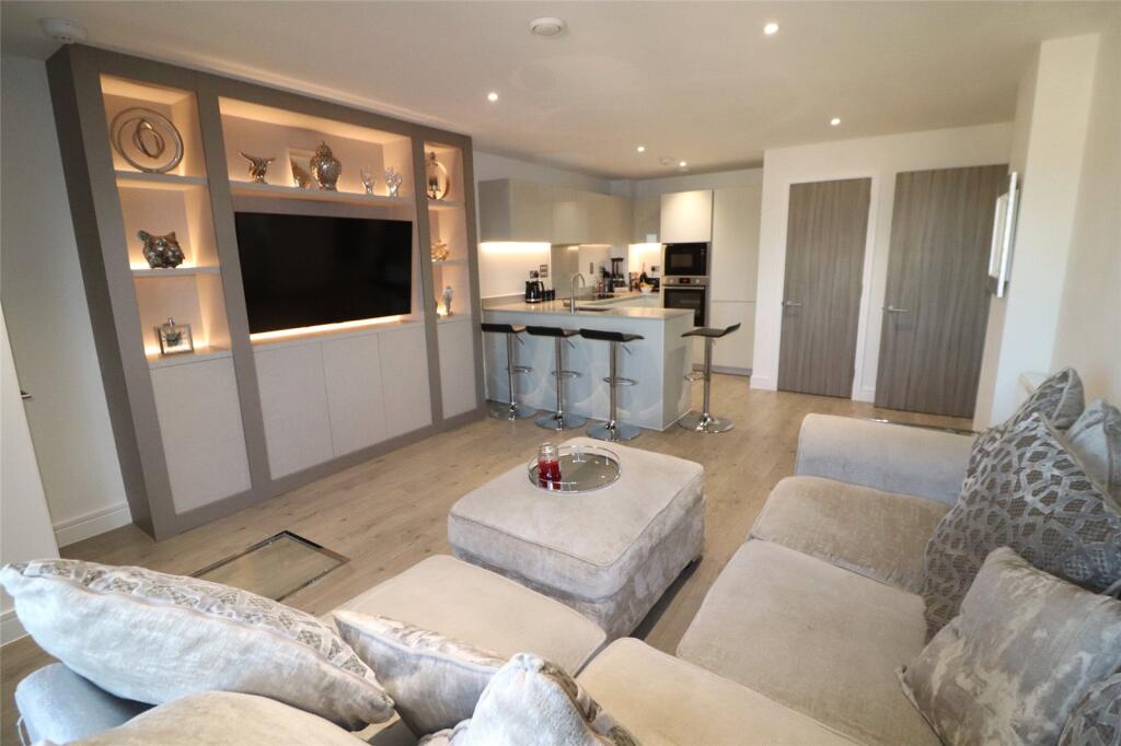 Additional image 12 of 12 St James Road, Brentwood, Essex, CM14