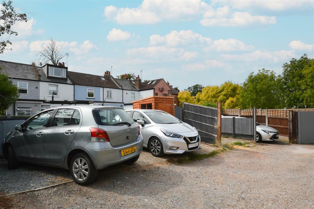 Additional image 15 of Coxtie Green Road, Pilgrims Hatch, Brentwood