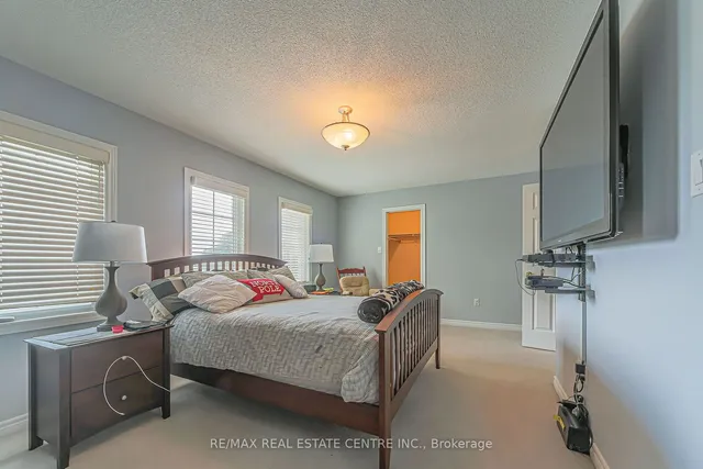 Additional image 27 of 92 Oaklea Blvd