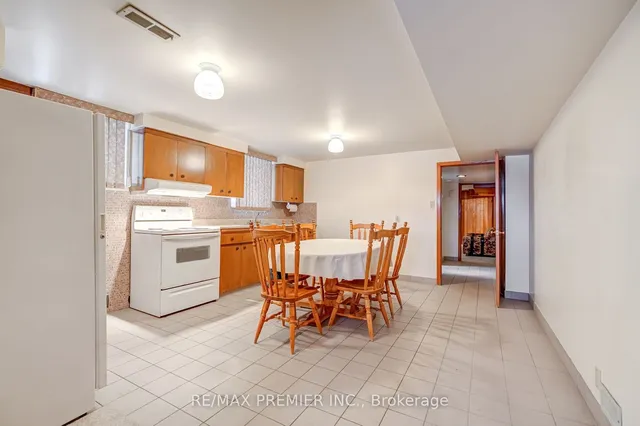 Additional image 25 of 45 Debby Crt