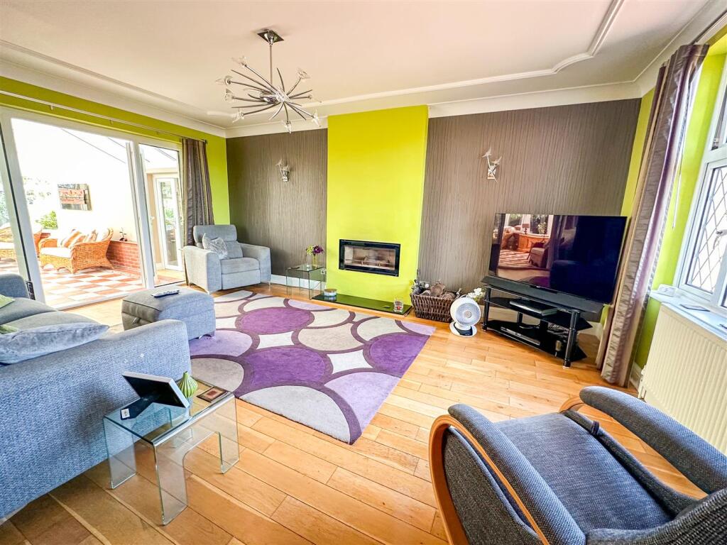 Additional image 6 of First Avenue, East Clacton, Essex