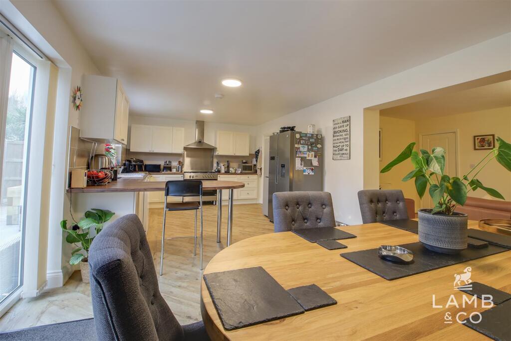 Additional image 22 of Lancaster Gardens West, Clacton-On-Sea