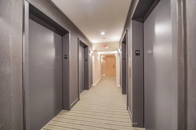 Additional image 8 of 55 Bremner Blvd Unit 4302