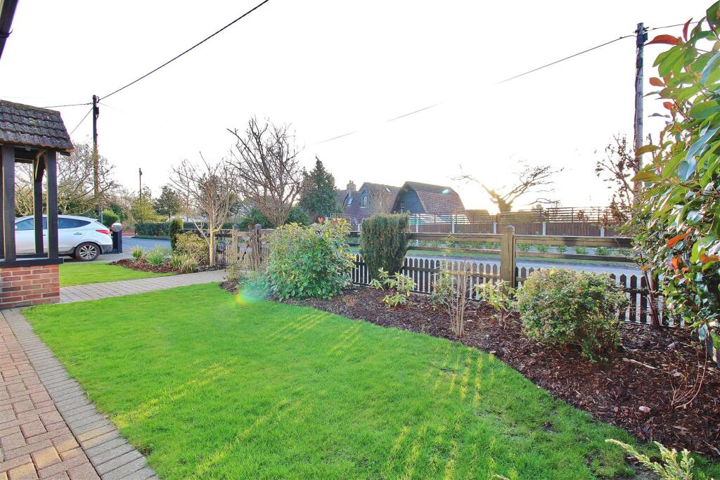 Additional image 34 of The Green, Tendring