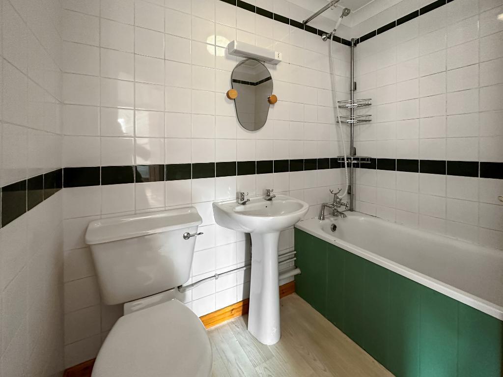 Additional image 11 of Tillingdown Hill, Caterham, Surrey, CR3 6QL