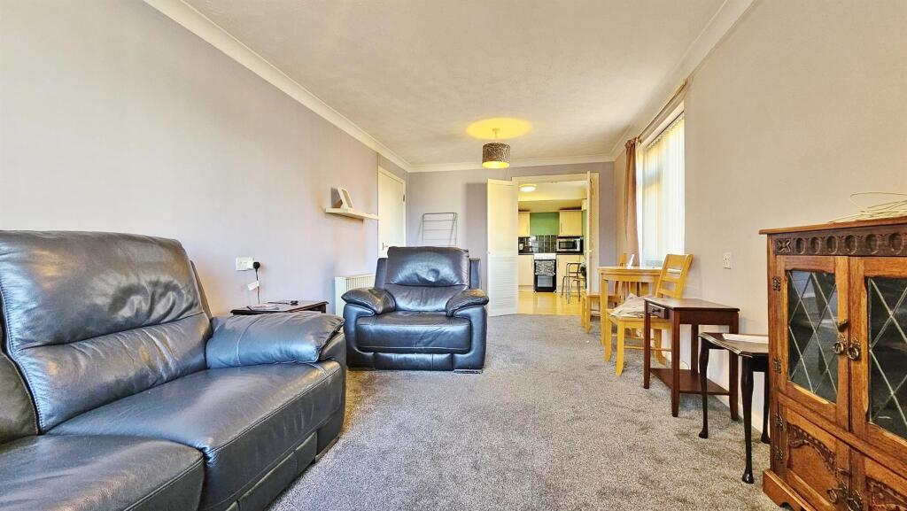 Additional image 2 of North Street, Walton On The Naze