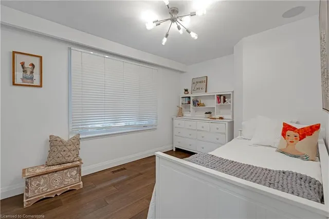 Additional image 20 of 4 Courtsfield Cres