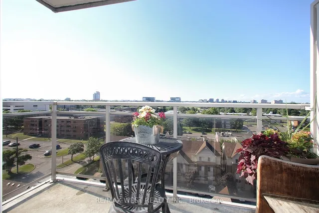 Additional image 25 of 650 Lawrence Ave Unit 905