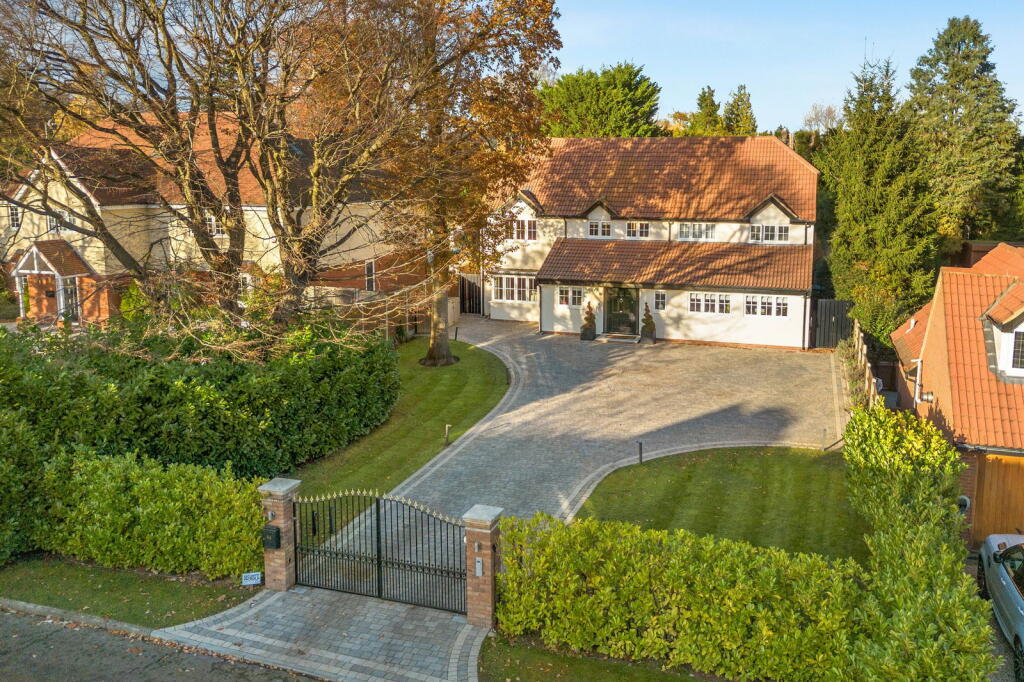 Additional image 64 of Longaford Way, Hutton Mount, Brentwood, CM13 2LT