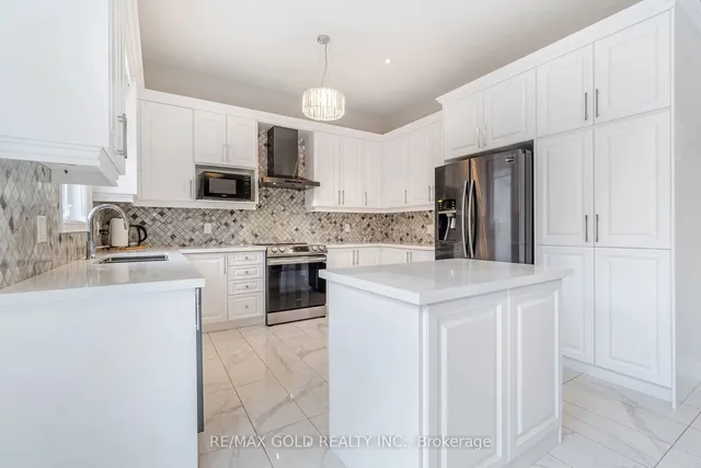 Additional image 7 of 11 Carl Finlay Dr