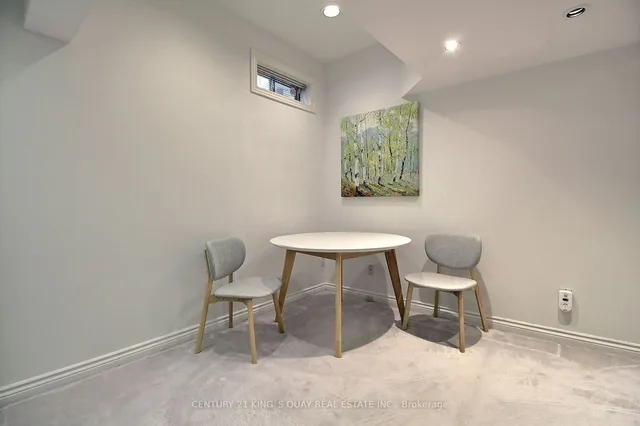 Additional image 30 of 26 Canmore Blvd