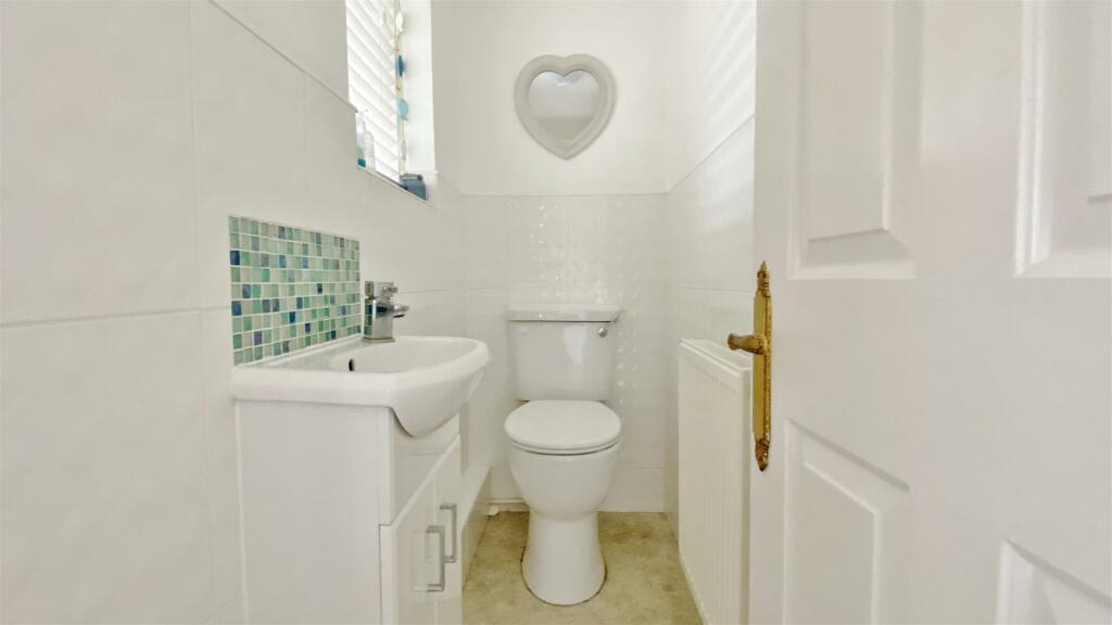 Additional image 5 of Hubbards Chase, Walton On The Naze