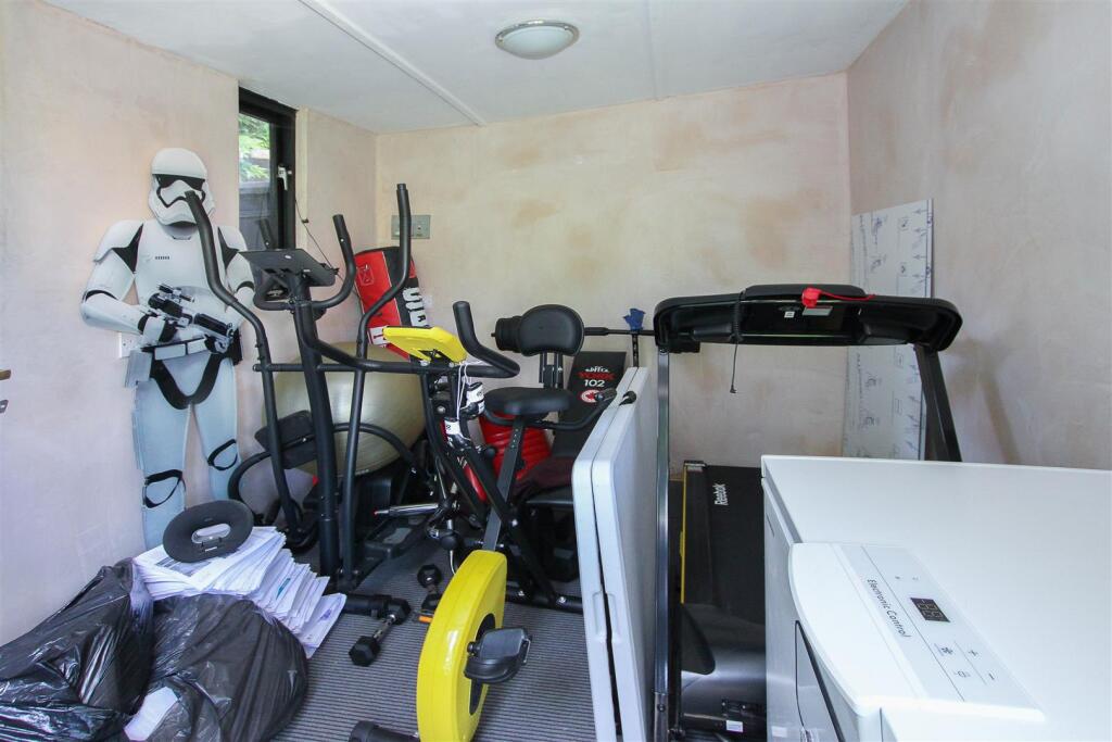 Additional image 22 of Barn Mead, Doddinghurst, Brentwood