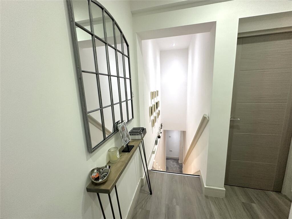 Additional image 12 of West Hill, Sanderstead, South Croydon, CR2